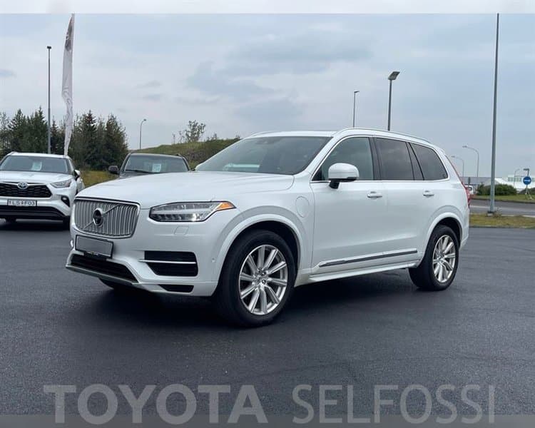 2017 Volvo XC90 T8 Hybrid Inscription