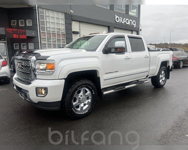2018 GMC Sierra 3500 Denali