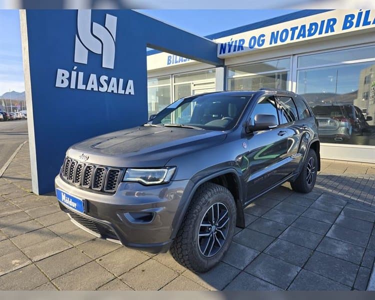 2018 Jeep Grand Cherokee Trailhawk AT 33