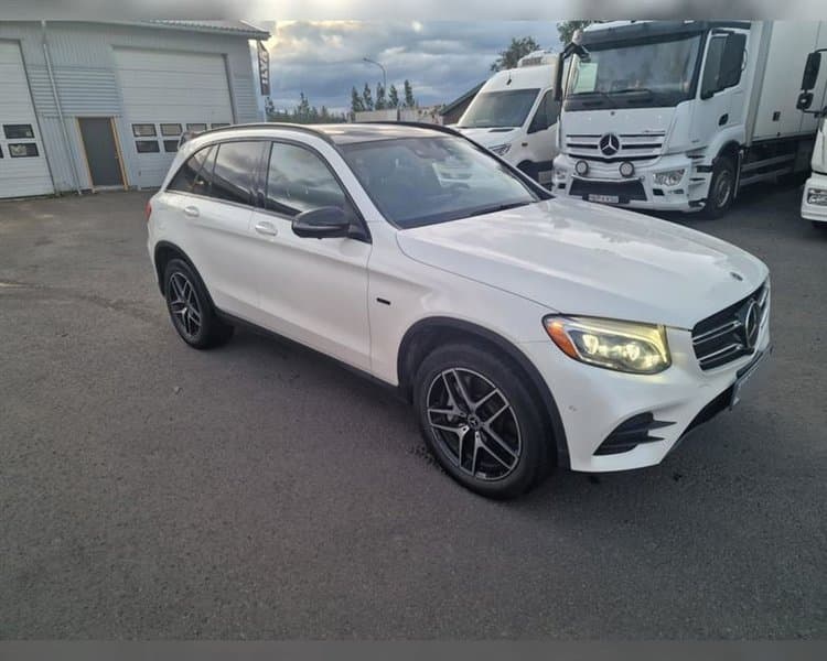 2018 Mercedes-Benz GLC 350 E 4MATIC
