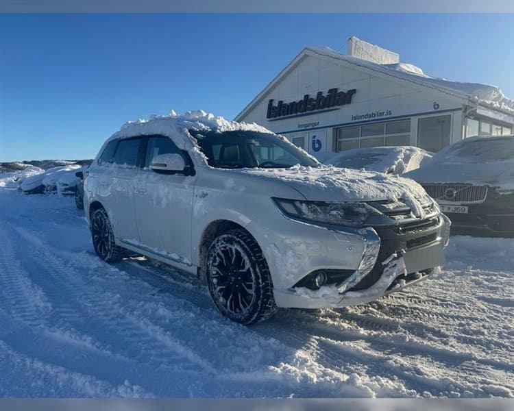 2018 Mitsubishi Outlander Intense