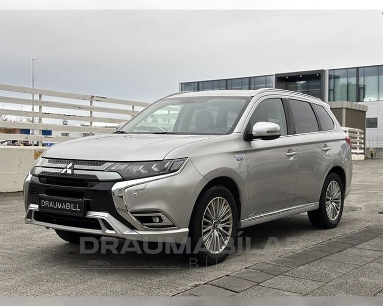 2018 Mitsubishi Outlander Intense