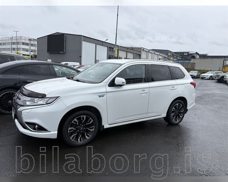 2018 Mitsubishi Outlander PHEV