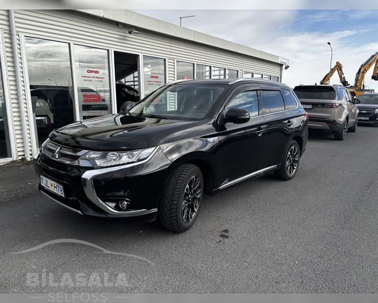 2018 Mitsubishi Outlander PHEV Instyle