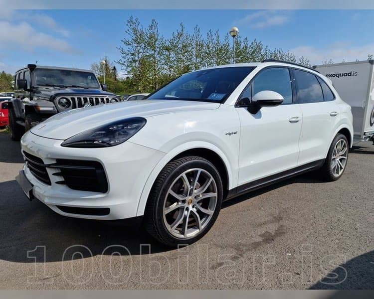 2018 Porsche Cayenne E-Hybrid