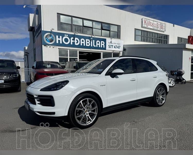 2018 Porsche Cayenne E-Hybrid