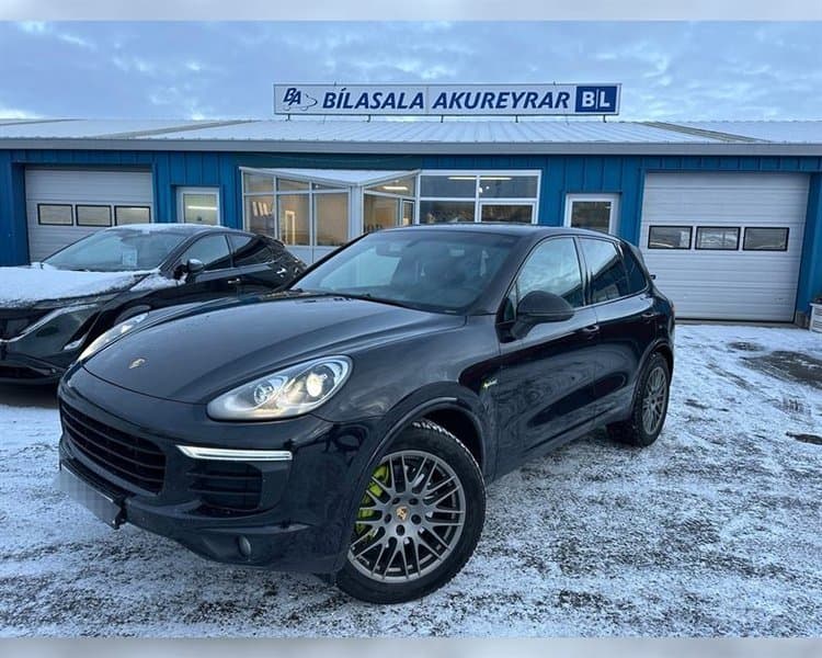 2018 Porsche Cayenne S E-Hybrid
