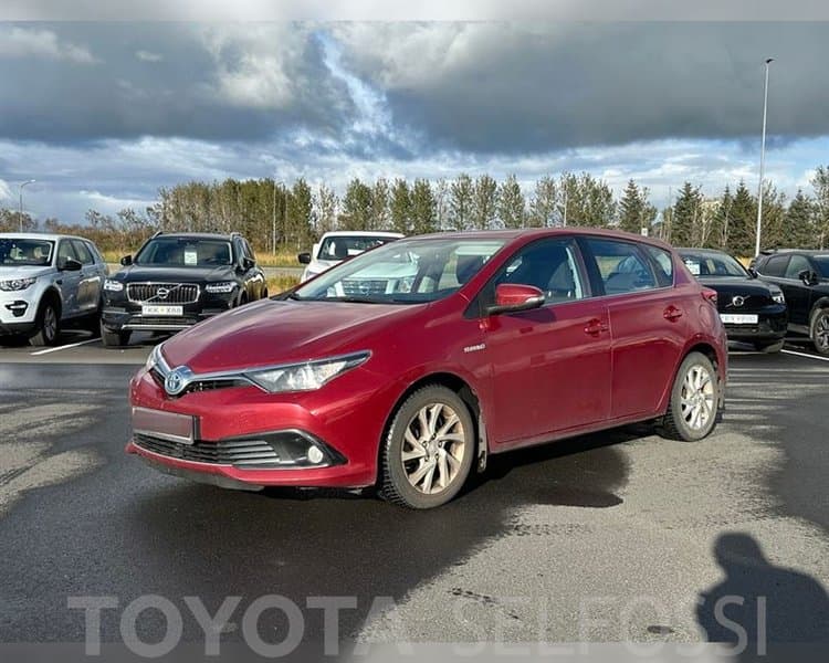 2018 Toyota Auris Active Hybrid