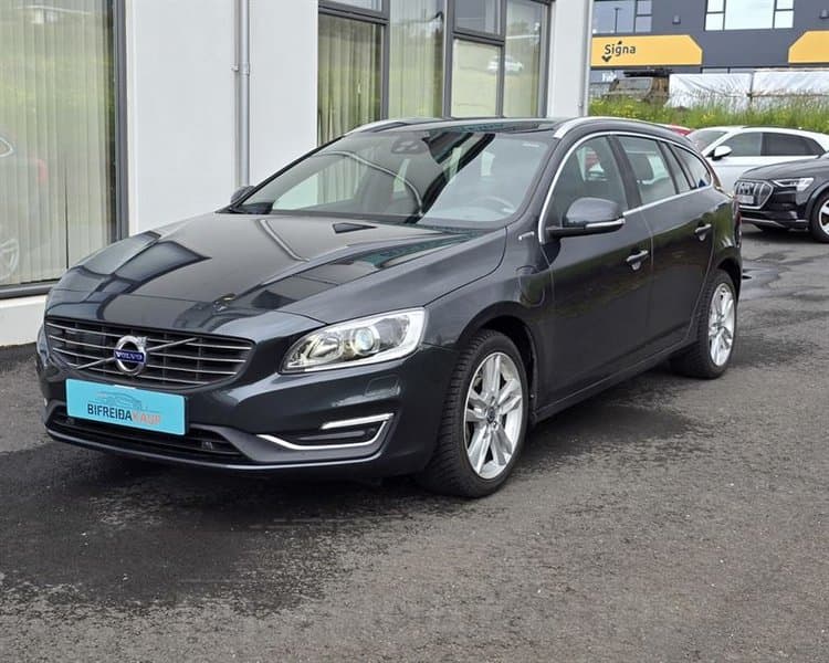 2018 Volvo V60 Twin Engine