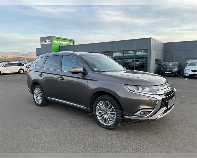2019 Mitsubishi Outlander Instyle
