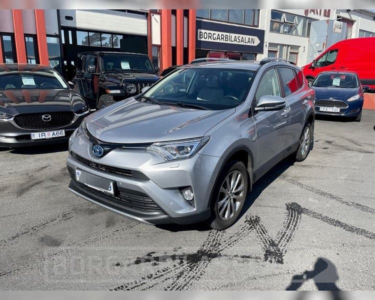 2019 Toyota RAV4 VX Hybrid