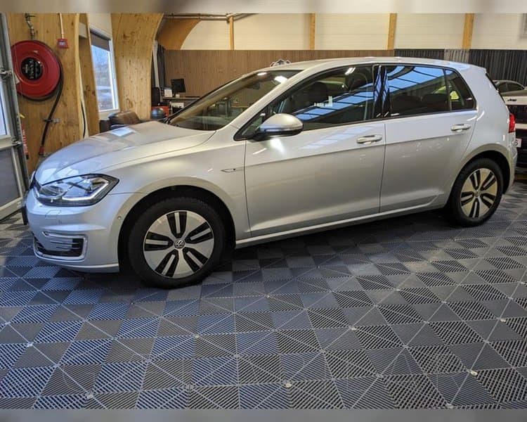 2019 Volkswagen Golf E Comfort