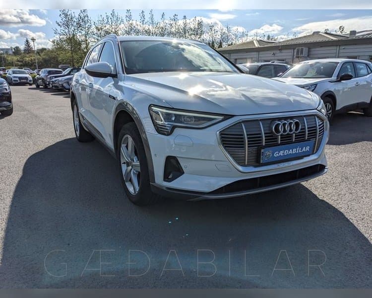2020 Audi e-tron 50 Advance