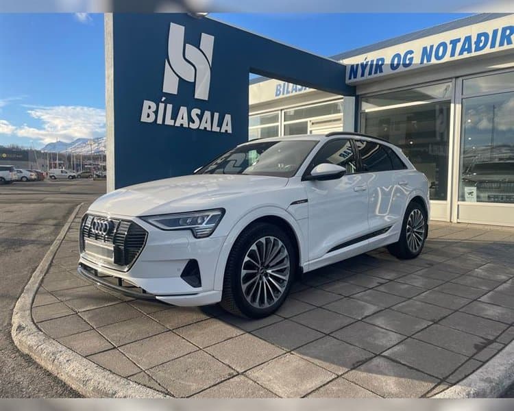 2020 Audi e-tron 50 S-Line