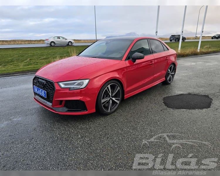 2020 Audi RS3 Limousine