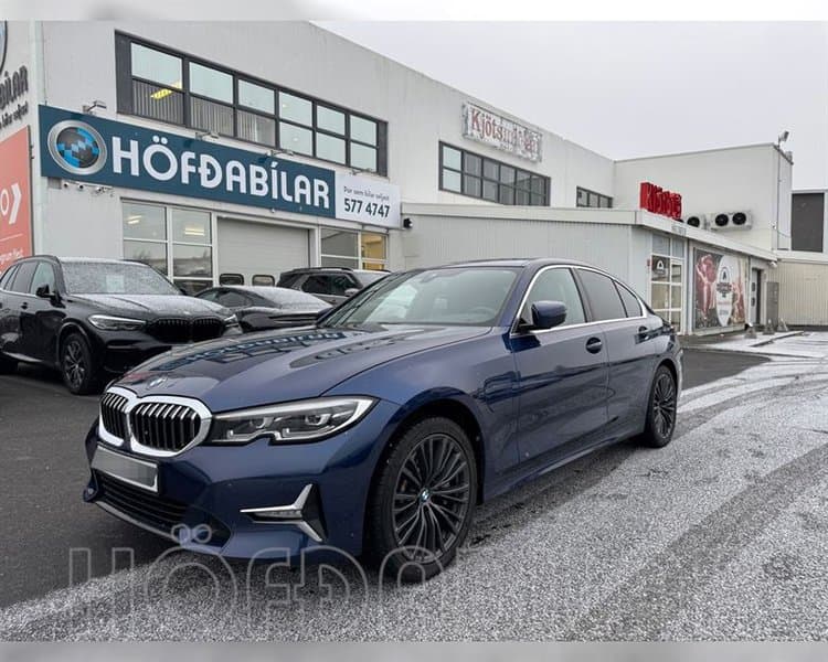 2020 BMW 3 Series 330e Luxury Line