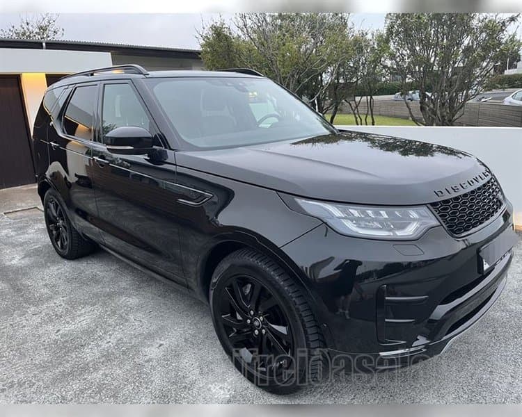 2020 Land Rover Discovery Landmark TDV6