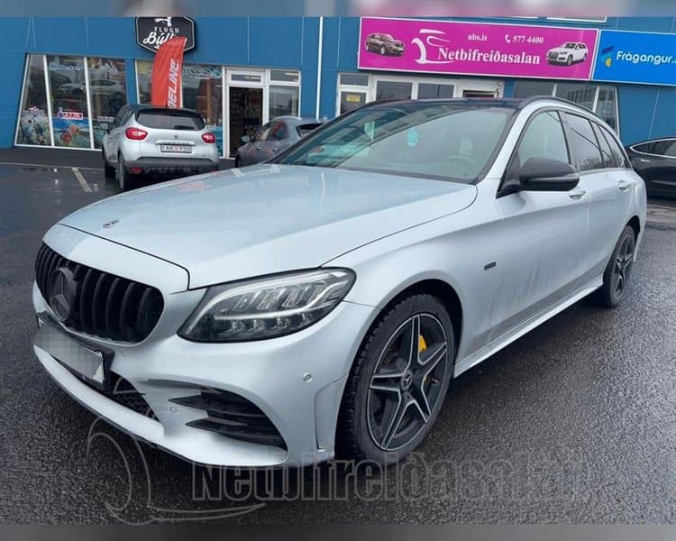 2020 Mercedes-Benz C-Class 300 DE
