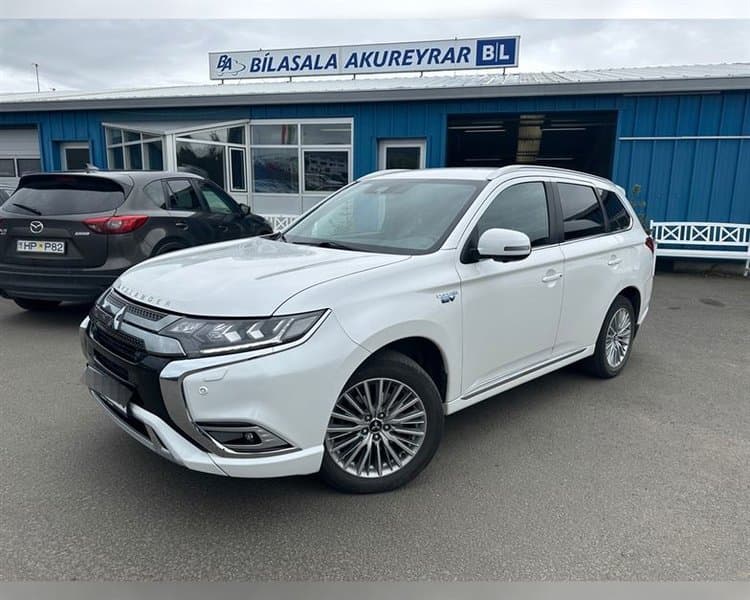 2020 Mitsubishi Outlander Instyle