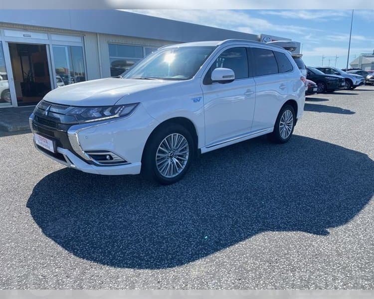 2020 Mitsubishi Outlander Instyle
