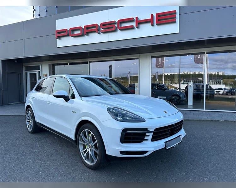 2020 Porsche Cayenne E-Hybrid