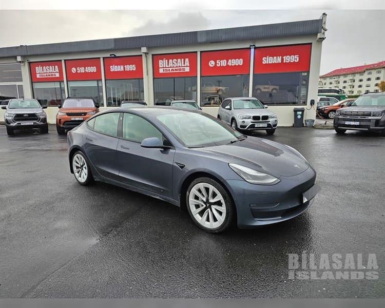 2020 Tesla Model 3 Long Range