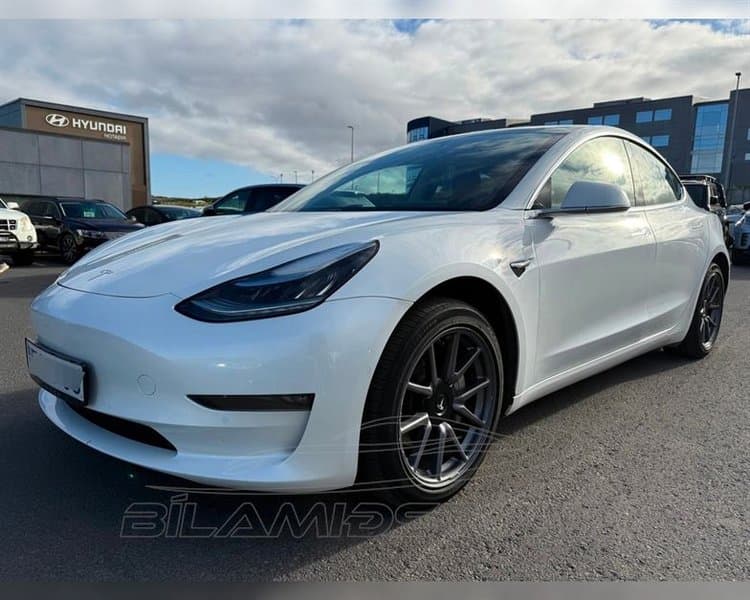 2020 Tesla Model 3 LR AWD