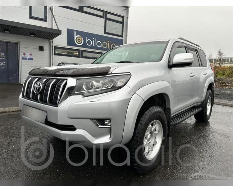 2020 Toyota Land Cruiser 150 Series GX 33