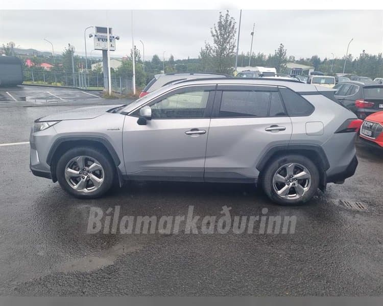 2020 Toyota RAV4 GX