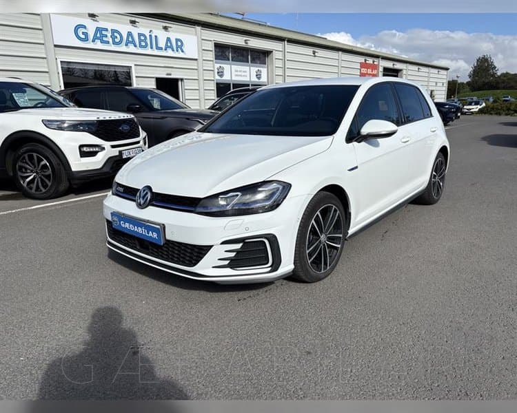2020 Volkswagen Golf GTE Comfort