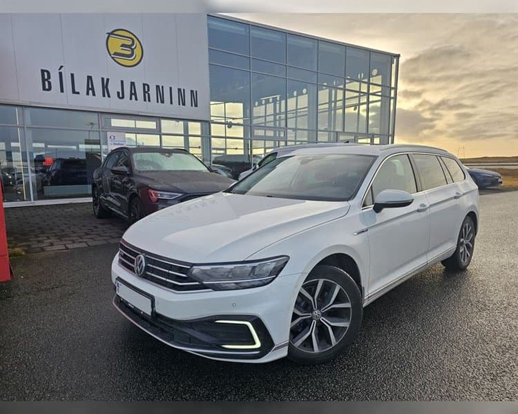 2020 Volkswagen Passat GTE Comfort