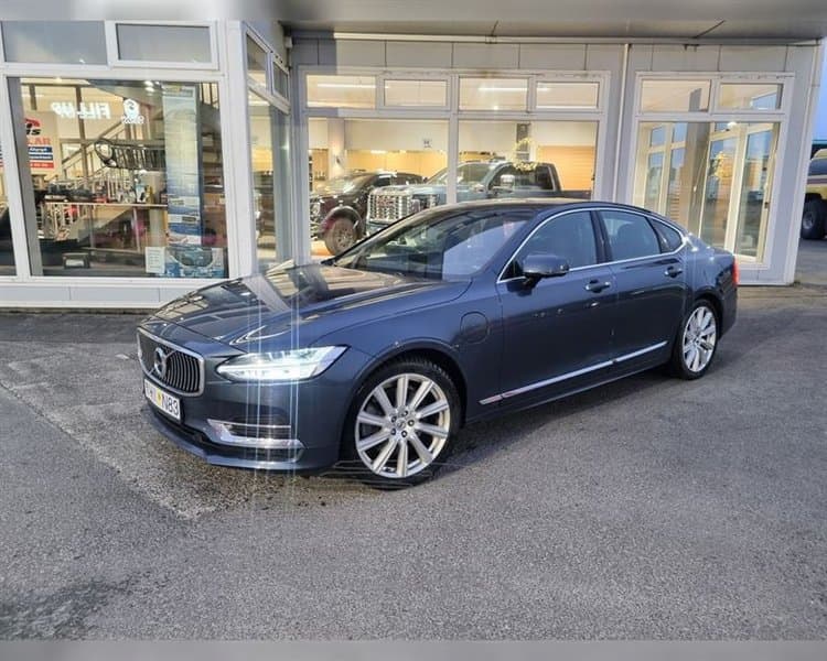 2020 Volvo S90 T8 Twin Engine