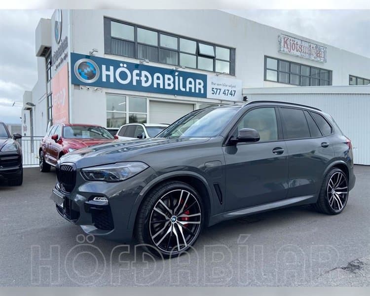 2021 BMW X5 xDrive45e M-Sport Shadowline