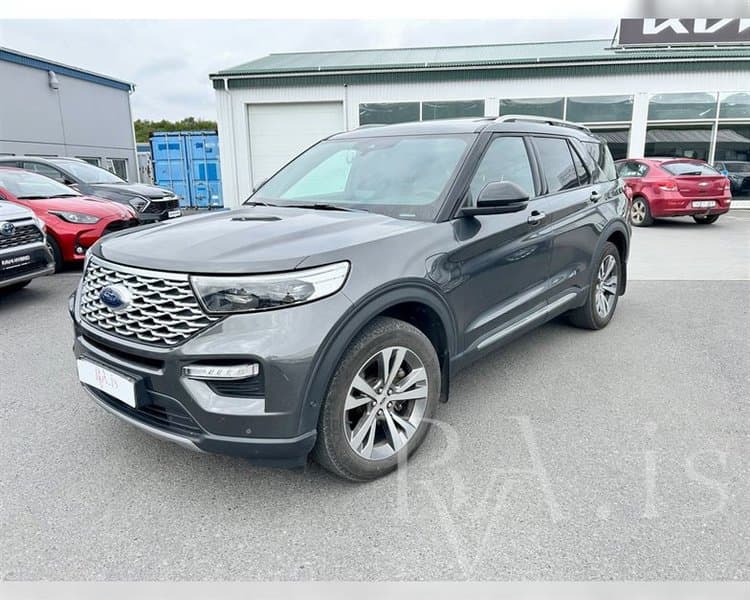 2021 Ford Explorer Platinum