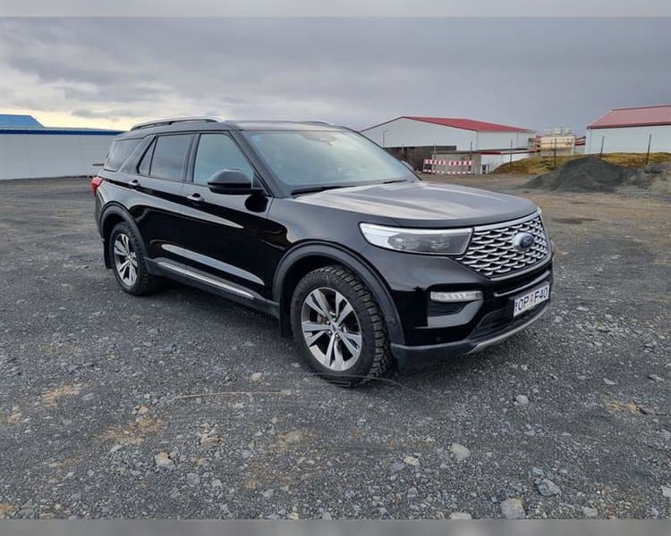 2021 Ford Explorer Platinum