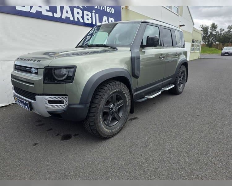 2021 Land Rover Defender SE