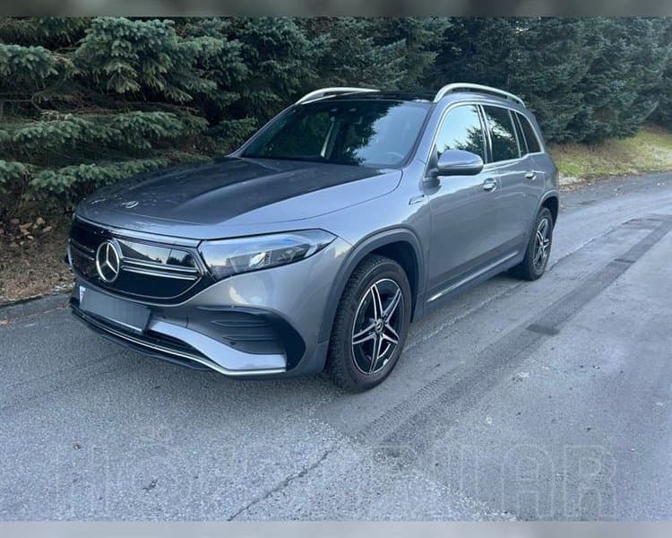 2021 Mercedes-Benz EQB 300 4MATIC AMG