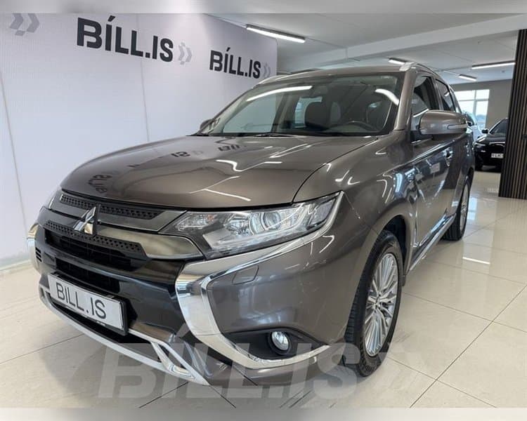 2021 Mitsubishi Outlander Intense PHEV