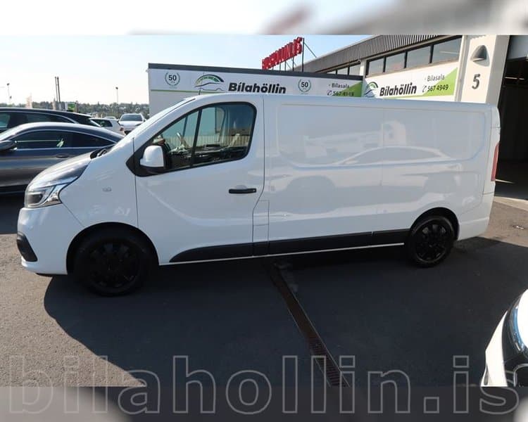 2021 Renault Trafic LUX H1 L2