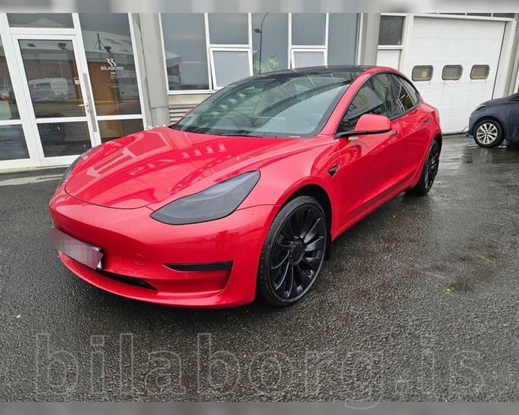 2021 Tesla Model 3 Performance