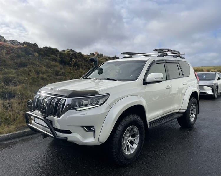 2021 Toyota Land Cruiser 150 GX
