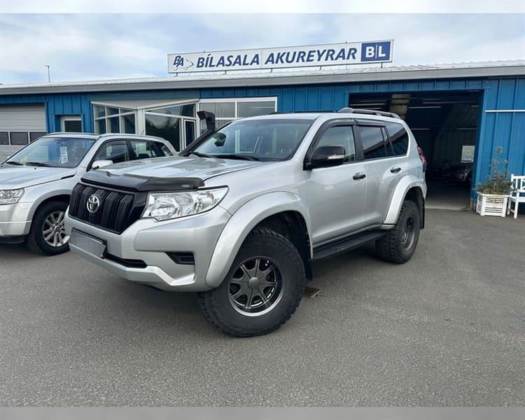 2021 Toyota Land Cruiser 150 Series
