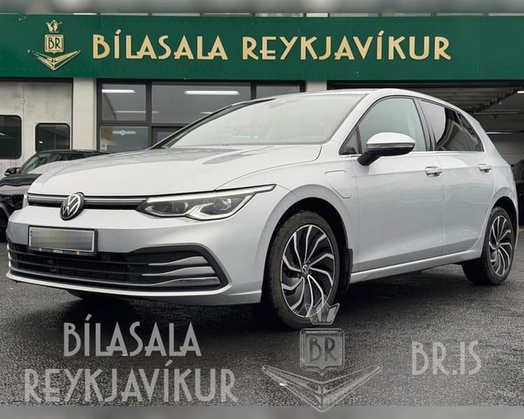 2021 Volkswagen Golf Premium