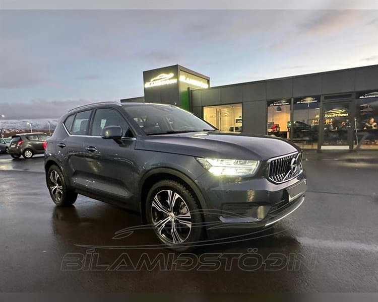 2021 Volvo XC40