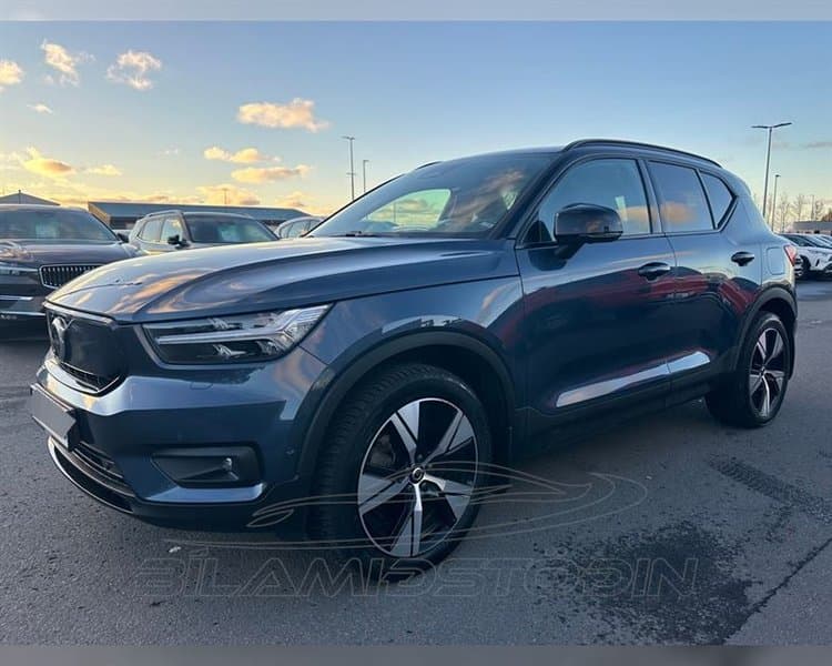 2021 Volvo XC40 Inscription