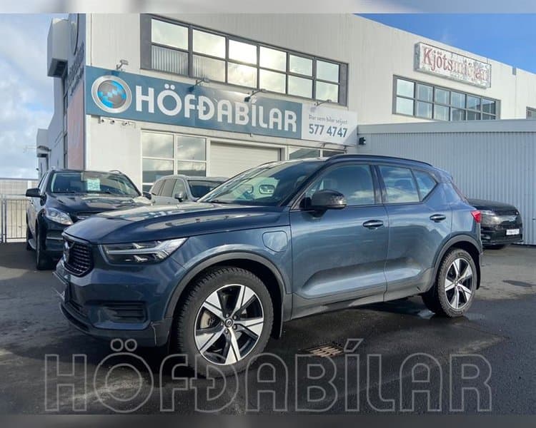 2021 Volvo XC40 R-Design Recharge T5 PHEV