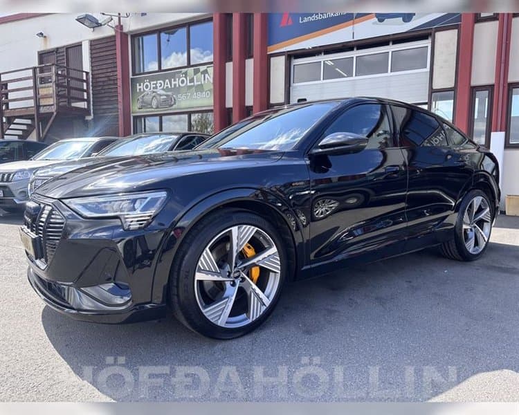 2022 Audi e-tron 55 Sportback S-Line Black Edition