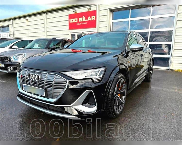 2022 Audi e-tron S