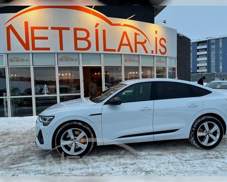 2022 Audi e-tron Sportback 55 S-Line