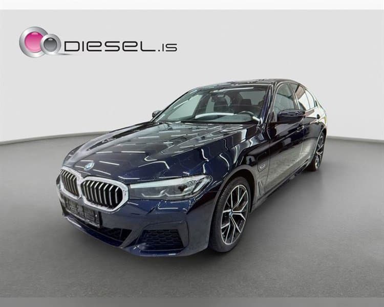 2022 BMW 5 Series 545e M-Sport xDrive
